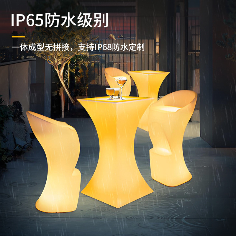 Outdoor Furniture Exhibition - Mesa Luminosa para Exterior com Controle